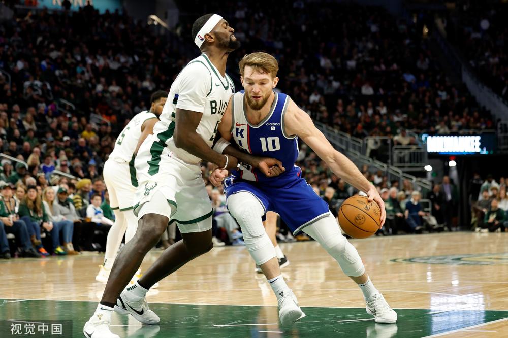 萊萬建功！巴薩3-1那不勒斯總比分4比2晉級八強！.